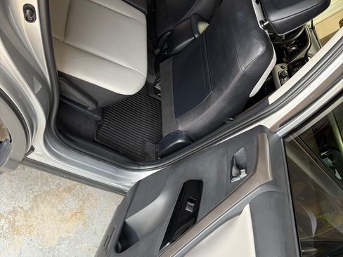 Used 2018 Toyota RAV4 Limited w/ Protection Package image 16