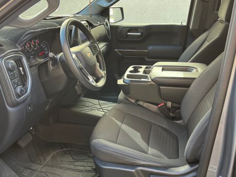 Used 2020 Chevrolet Silverado 1500 LT w/ Trailering Package image 17