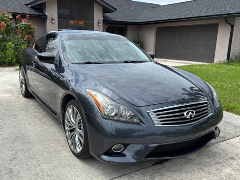 Used 2013 INFINITI G37 Journey w/ Premium Pkg RWD image 2