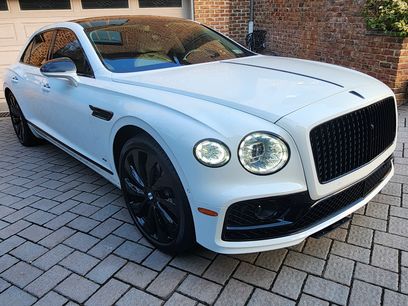 Used 2022 Bentley Flying Spur V8
