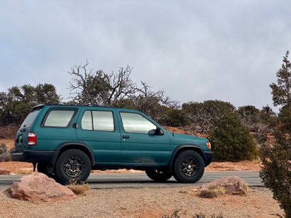Used 1996 Nissan Pathfinder SE