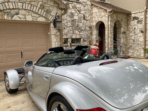 Used 2001 Chrysler Prowler image 5