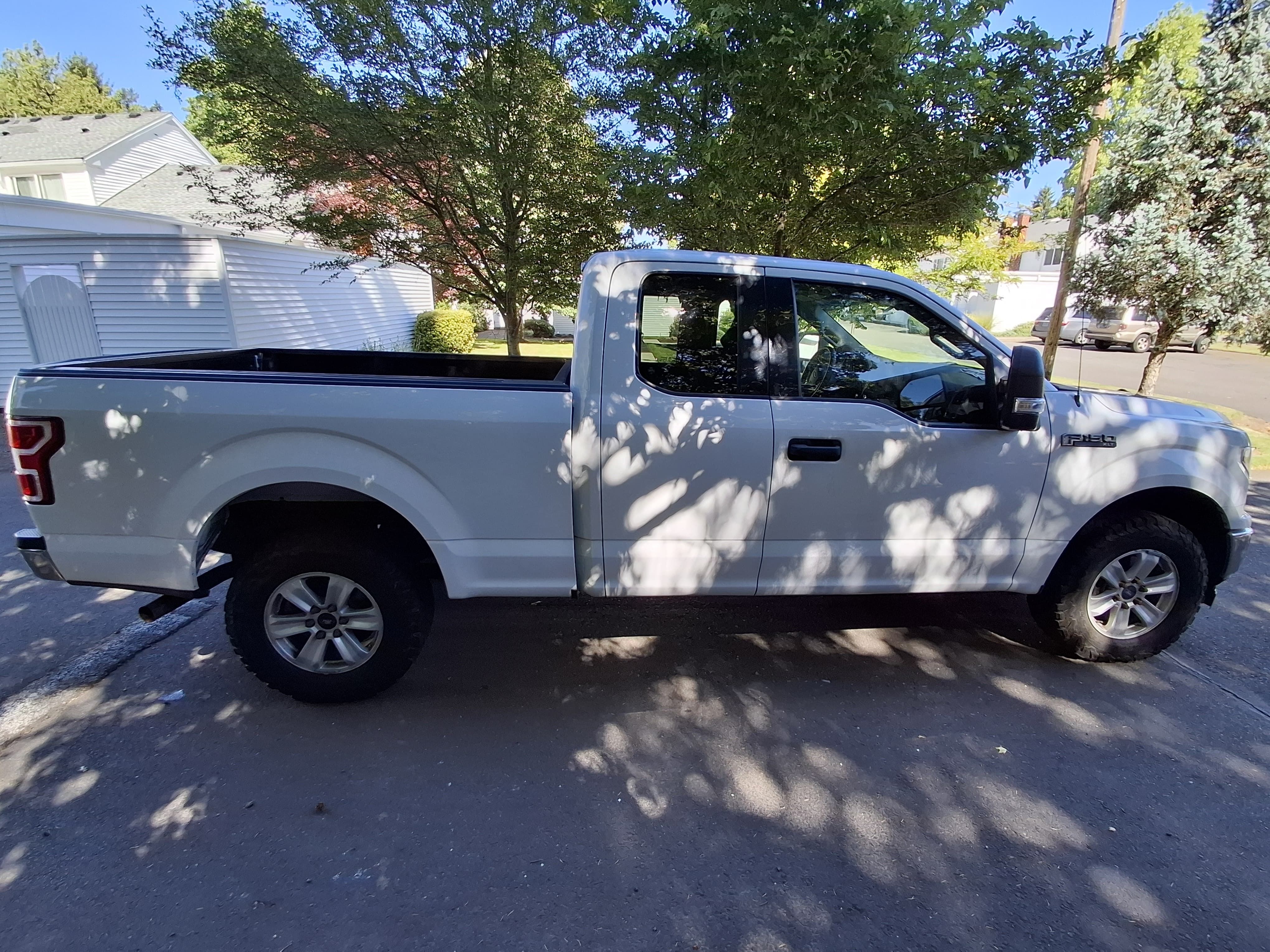Used 2018 Ford F150 XLT w/ Trailer Tow Package AWD/4WD image 8