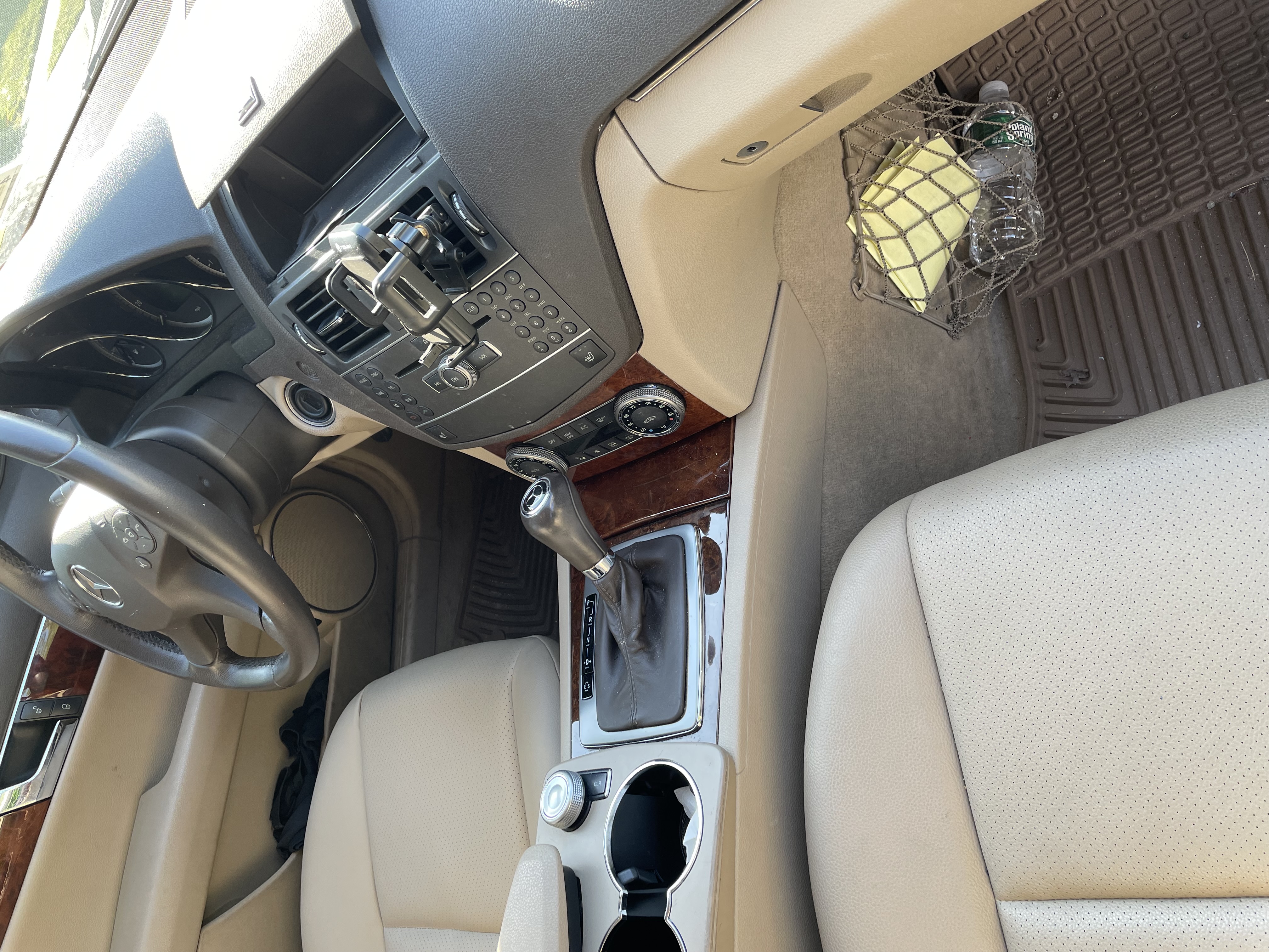 Used 2011 Mercedes-Benz C 300 4MATIC Sedan image 12