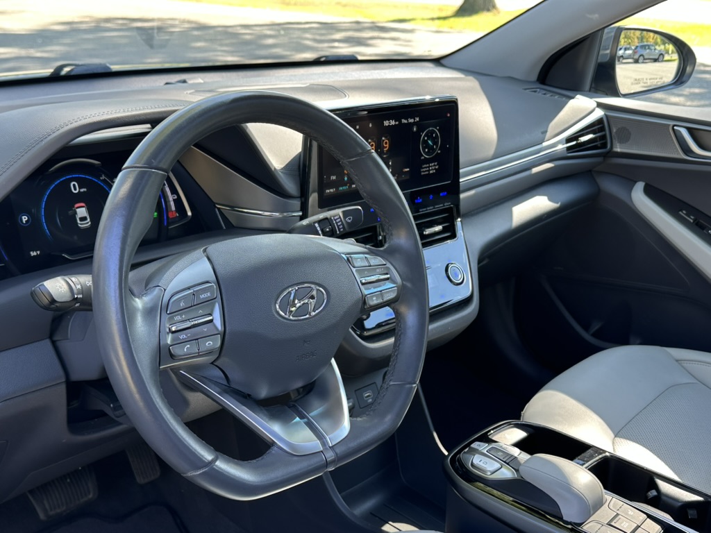 Used 2021 Hyundai Ioniq Limited FWD image 16