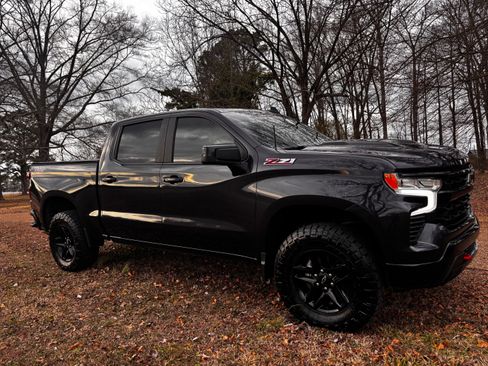 Used 2022 Chevrolet Silverado 1500 LT Trail Boss w/ Protection Package image 15