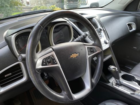 Used 2016 Chevrolet Equinox LTZ w/ Enhanced Convenience Package AWD/4WD image 8