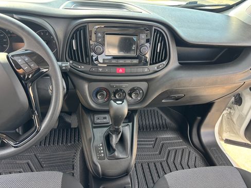 Used 2020 RAM ProMaster City Tradesman FWD image 16