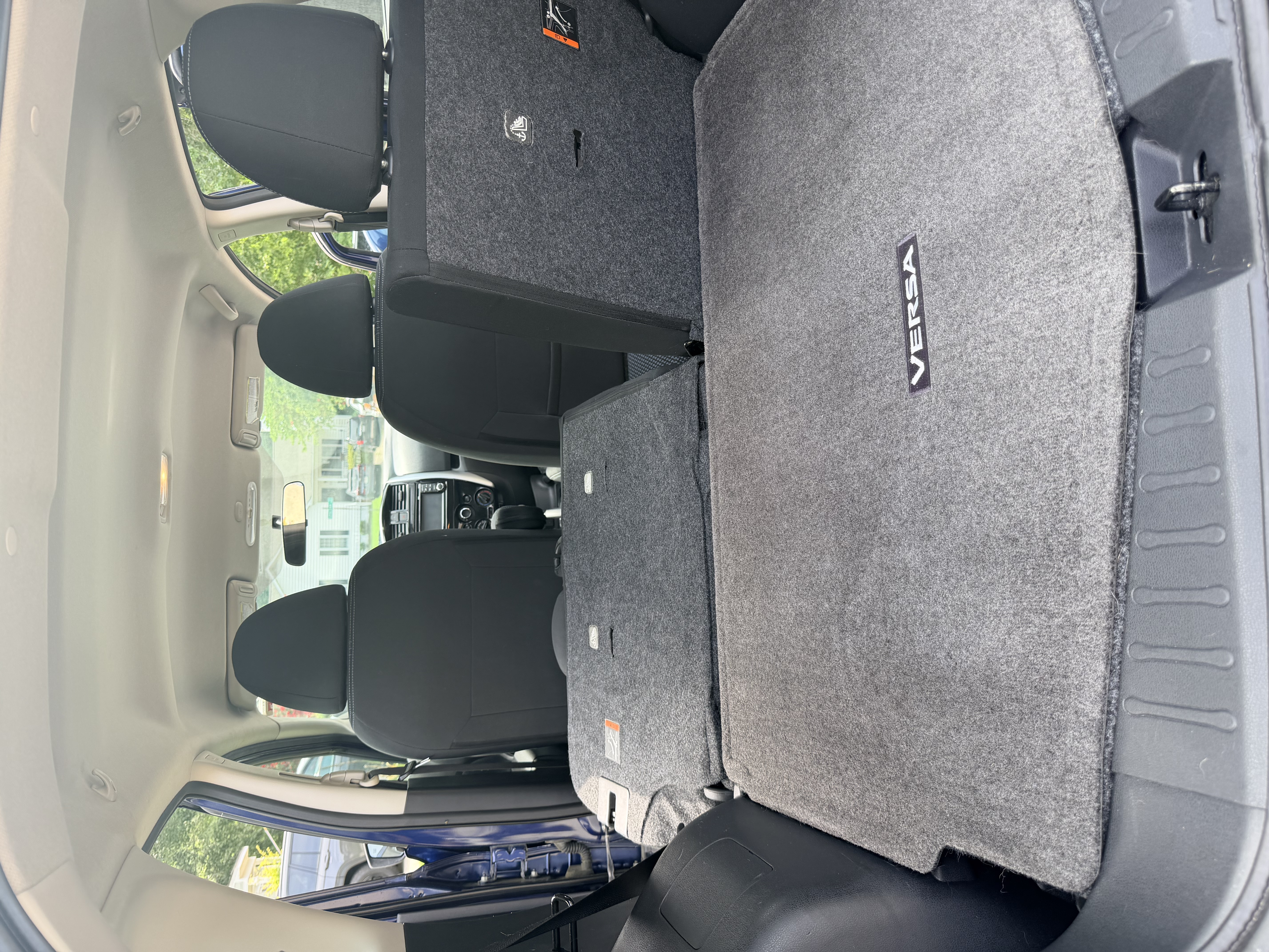 Used 2017 Nissan Versa Note FWD image 9