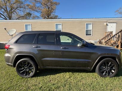 Used 2020 Jeep Grand Cherokee Altitude