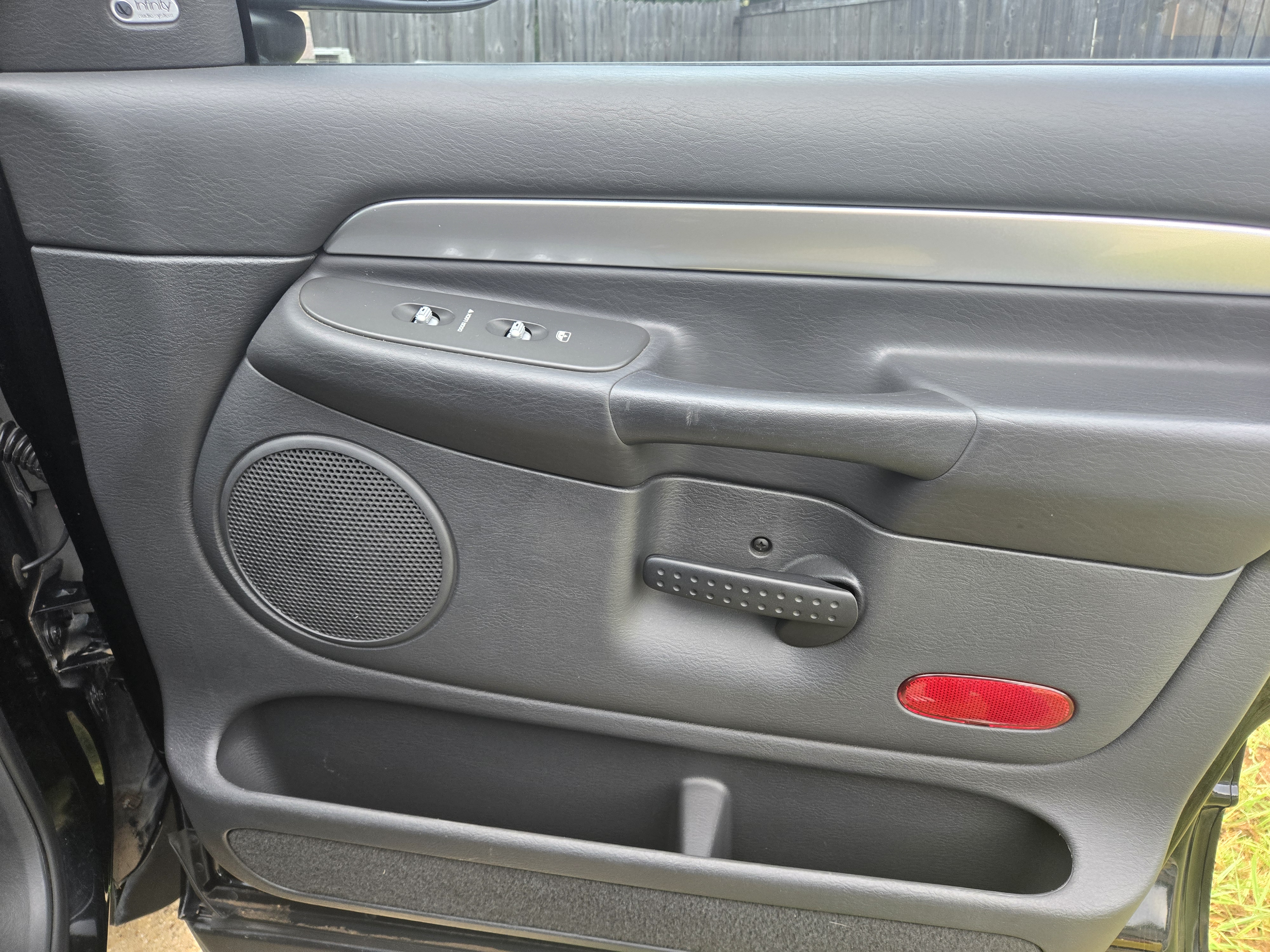Used 2005 Dodge Ram 1500 Truck 2WD Quad Cab image 31