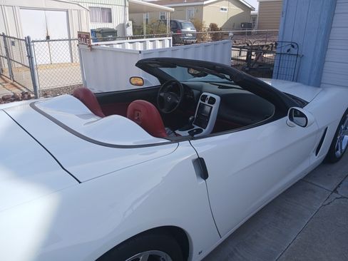 Used 2007 Chevrolet Corvette Convertible w/ Preferred Equipment Group RWD image 11