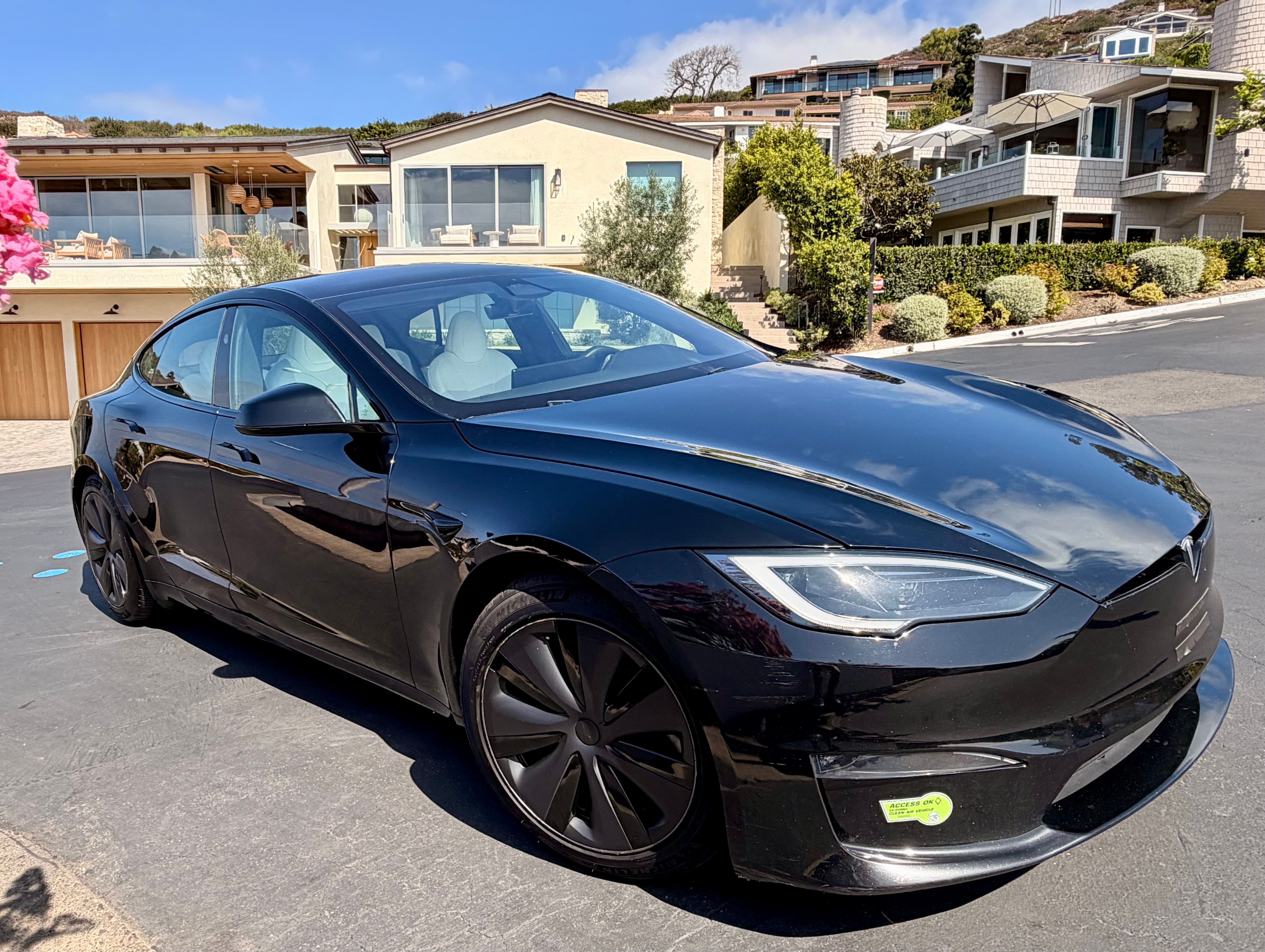 Used 2023 Tesla Model S Standard Range AWD/4WD image 10