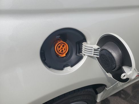 Used 2016 FIAT 500 e image 24