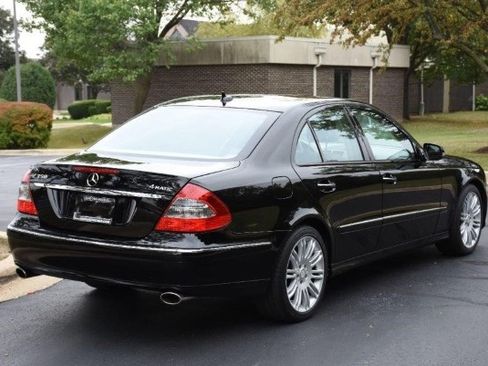 Used 2008 Mercedes-Benz E 350 4MATIC Sedan image 10
