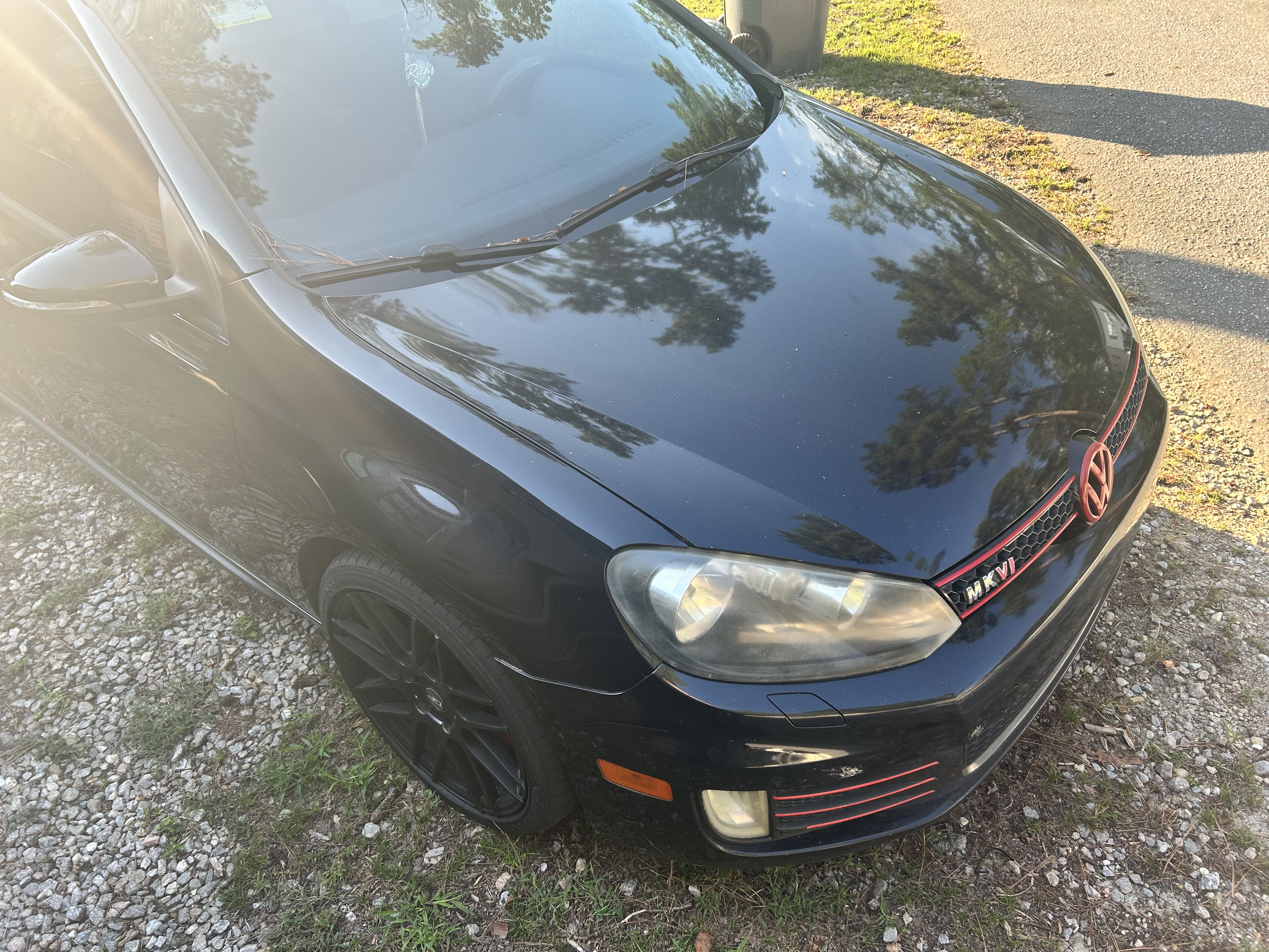 Used 2012 Volkswagen GTI 4-Door FWD image 4