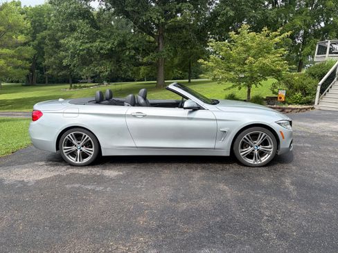 Used 2016 BMW 428i xDrive Convertible AWD/4WD image 10