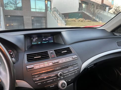 Used 2012 Honda Accord EX-L image 11