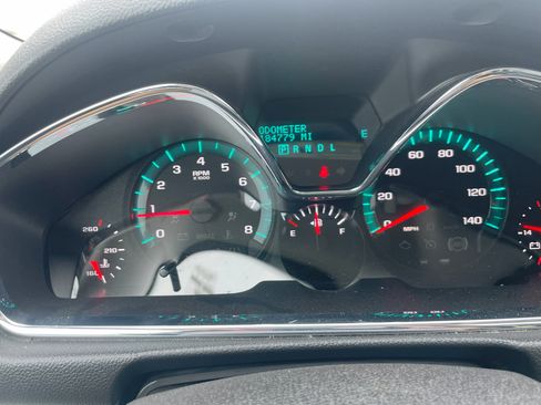 Used 2016 Chevrolet Traverse LT image 8