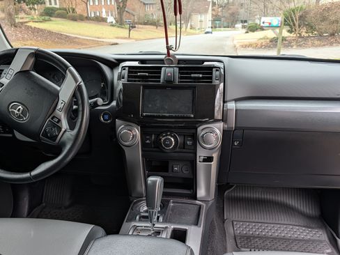 Used 2023 Toyota 4Runner SR5 Premium image 1