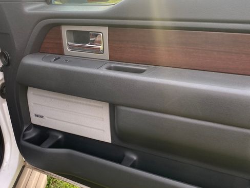 Used 2013 Ford F150 King Ranch w/ King Ranch Luxury Pkg AWD/4WD image 13