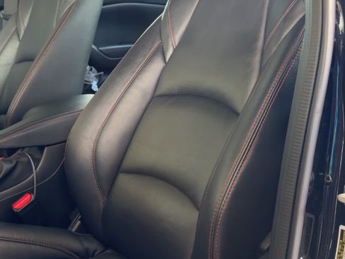 Used 2014 MAZDA MAZDA3 s Touring FWD image 8