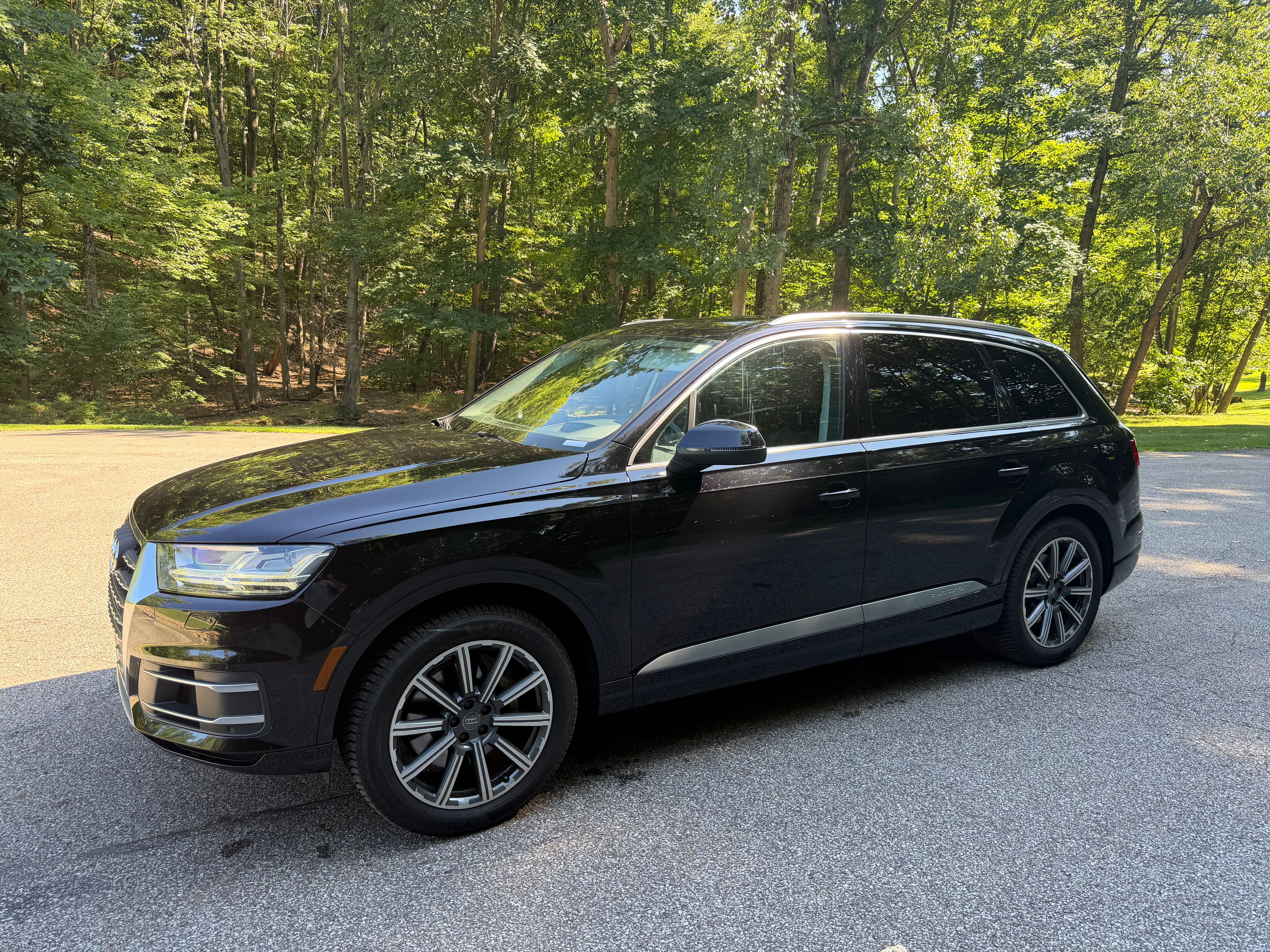 Used 2017 Audi Q7 3.0T Prestige w/ Prestige Package AWD/4WD image 1