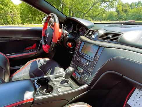 Used 2015 Maserati GranTurismo MC Centennial RWD image 26