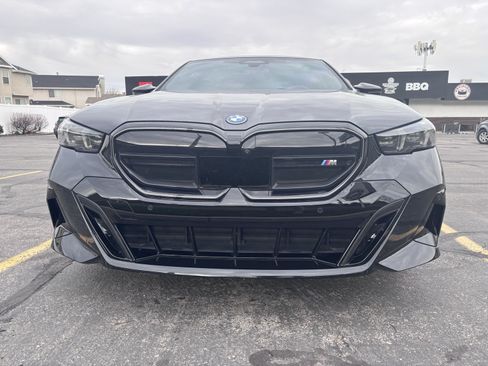 Used 2024 BMW i5 M60 w/ Executive Package image 4
