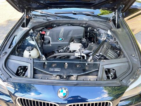 Used 2013 BMW 528i xDrive Sedan AWD/4WD image 18