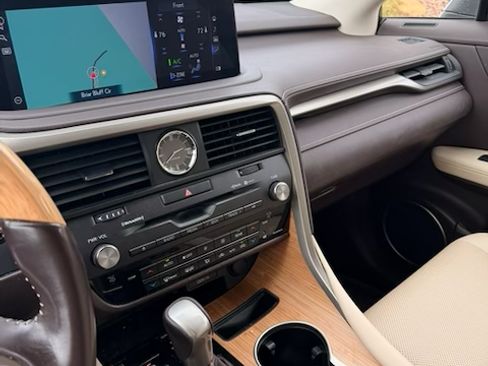 Used 2020 Lexus RX 450hL AWD w/ Premium Package image 14