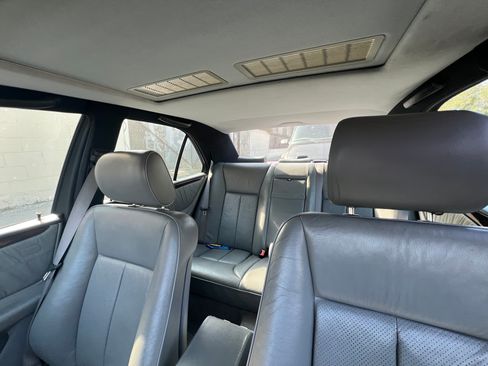 Used 1997 Mercedes-Benz E 320 Sedan image 9