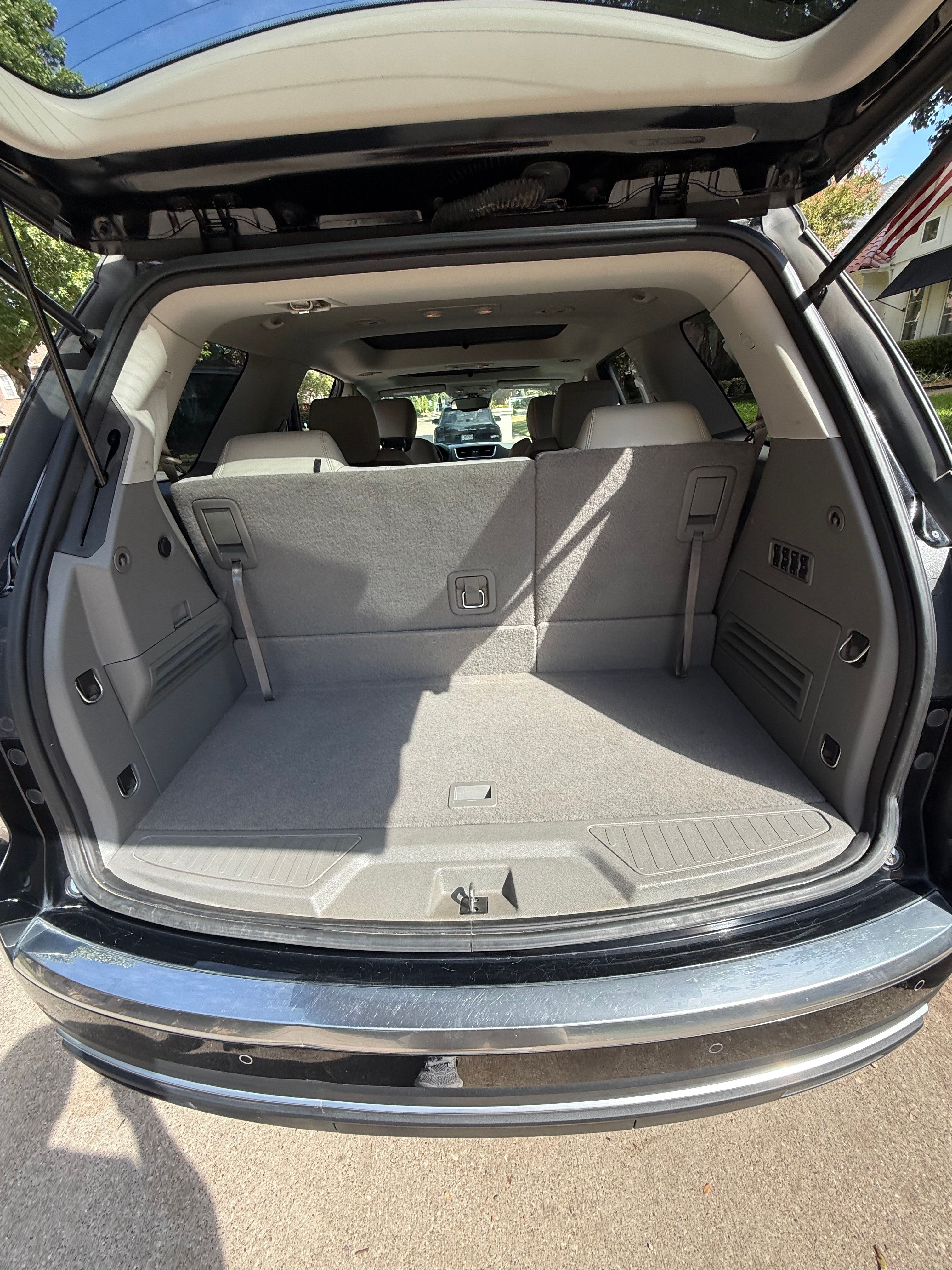 Used 2017 GMC Acadia Limited SLT FWD image 16
