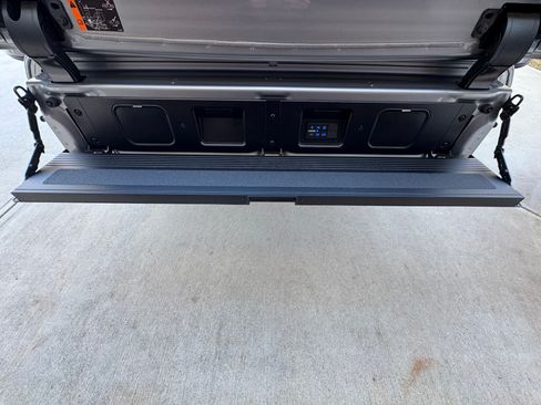 Used 2025 GMC Sierra 2500 Denali Ultimate image 5