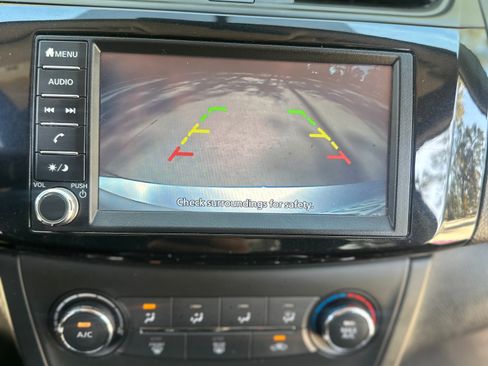 Used 2019 Nissan Sentra S image 11