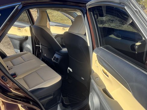 Used 2018 Lexus NX 300h AWD w/ Comfort Package image 11