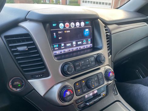 Used 2018 GMC Yukon XL Denali w/ Denali Ultimate Package AWD/4WD image 13