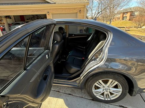 Used 2011 INFINITI G37 x Sedan w/ Premium Pkg image 11