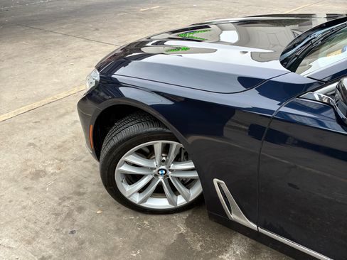 Used 2019 BMW 750i xDrive image 18