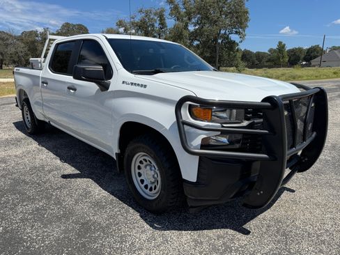 Used 2021 Chevrolet Silverado 1500 W/T w/ WT Value Package AWD/4WD image 4