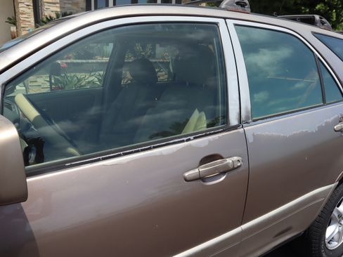 Used 1999 Lexus RX 300 4WD image 24