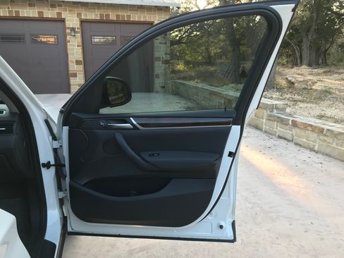 Used 2017 BMW X3 sDrive28i image 15