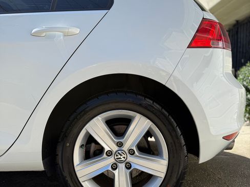 Used 2017 Volkswagen Golf Wolfsburg Edition FWD image 8