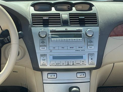 Used 2007 Toyota Solara SLE image 5