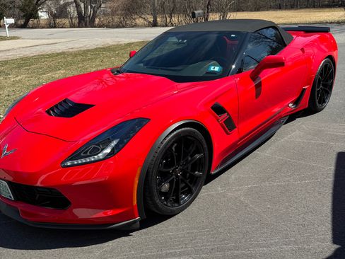 Used 2017 Chevrolet Corvette Grand Sport w/ Battery Protection Package image 8