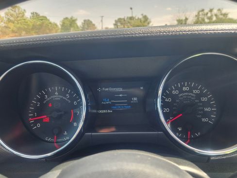 Used 2015 Ford Mustang GT RWD image 9