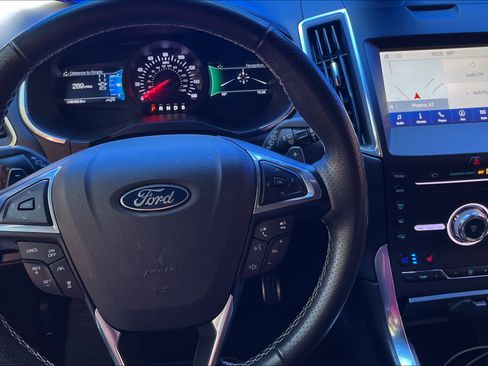 Used 2019 Ford Edge ST w/ Equipment Group 401A image 7