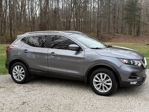 Used 2020 Nissan Rogue Sport SV w/ All-Weather Package image 10