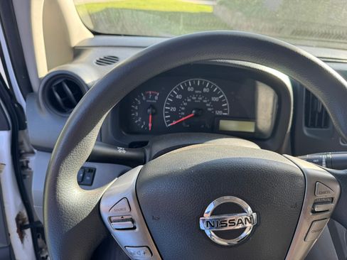 Used 2020 Nissan NV200 SV image 11