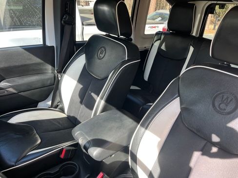 Used 2017 Jeep Wrangler Unlimited Sport w/ Quick Order Package 24S image 12